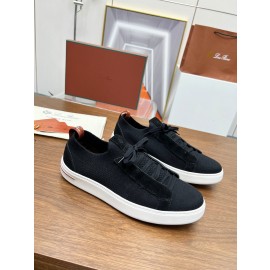 로로피아나 스니커즈